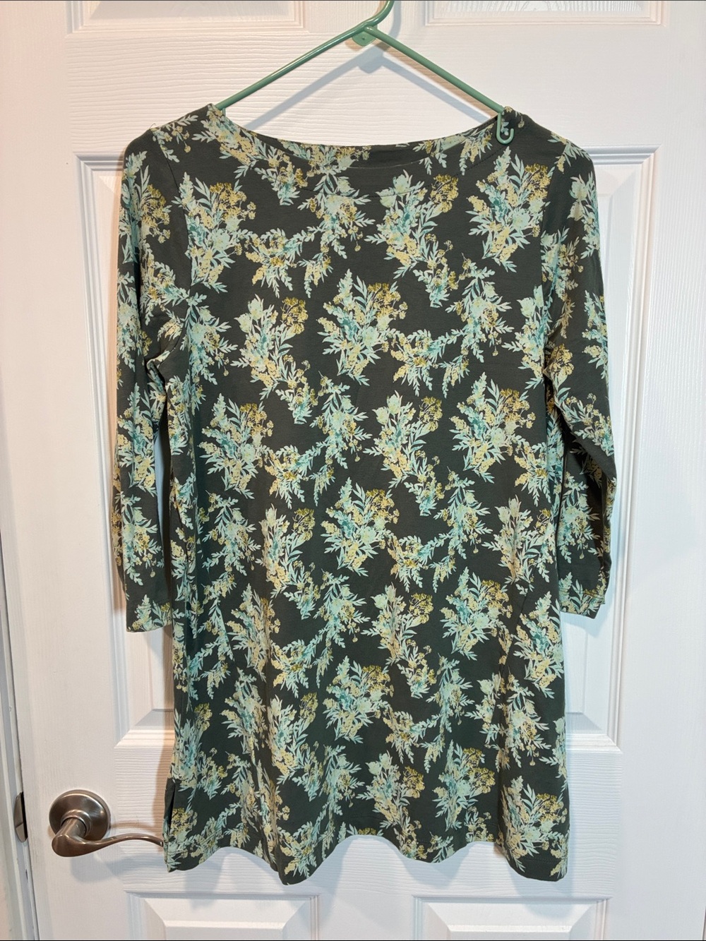 J. Jill Tunic with Olive and Pale Yellow Floral Pattern